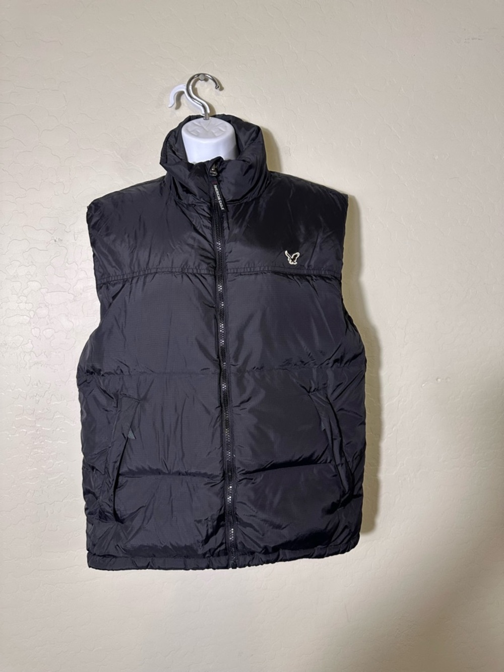 American Eagle Outfitters Black Quilted Puffer Vest